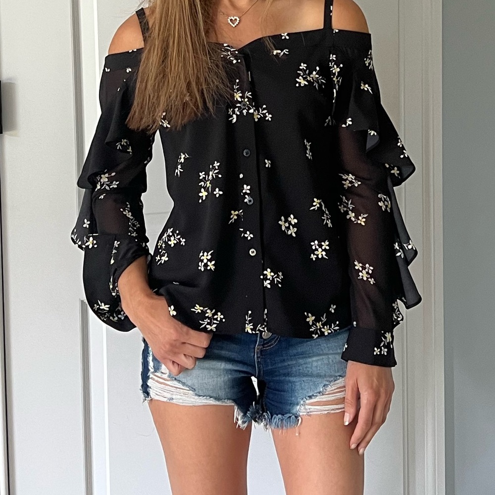 Bar III Button Front Cold Shoulder Top